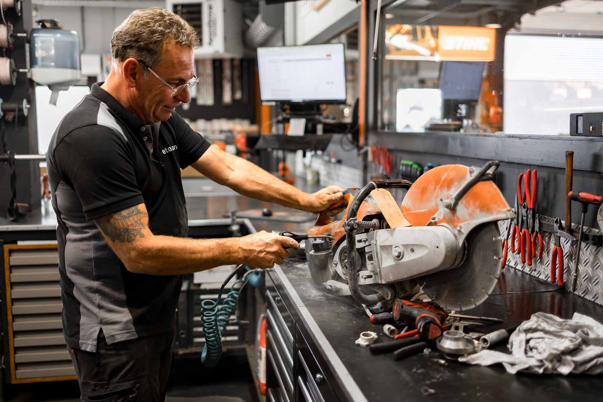 Van-Den-Berk-Tuinmachines-service en reparatie-101